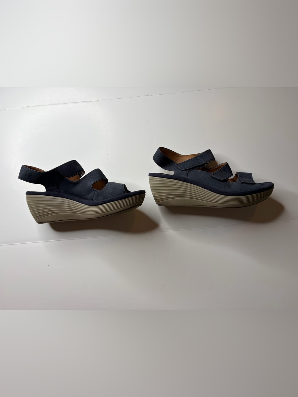 Clarks Collection Reedly Juno Wedge Sandals Navy Blue Size 6 - Picture 4 of 12